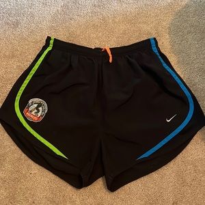 Nike Shorts (encl)